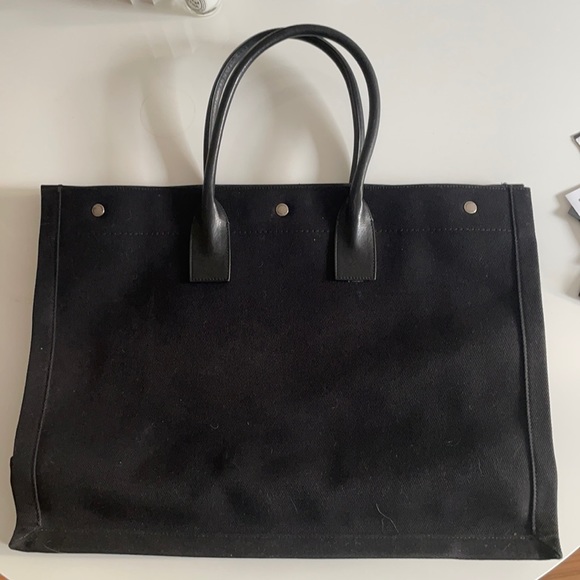 Saint Laurent Rive Gauche Shopping Tote - Picture 2 of 11